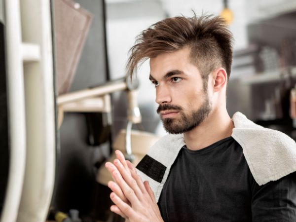 Aplicação de próteses capilares Australiana ( próteses já inclusa) + corte de cabelo e barba