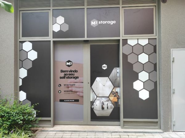 Aluguel de Box de 1,9m² na Avenida Miguel Yunes, São Paulo, por R$ 215/mês – Pagamento inicial de R$ 21,50 – Garanta já!