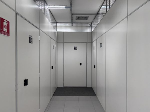 Aluguel de Box de 4,5m² na Avenida Paulista, 726, São Paulo, por R$ 436/mês – Pagamento inicial de R$ 43,60