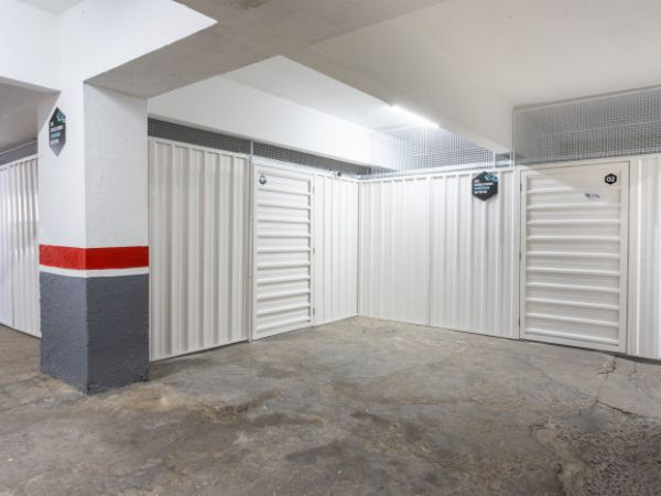 Aluguel de Box de 3,8m² na Rua Teodoro Sampaio, 1814, São Paulo, por R$ 454/mês – Pagamento inicial de R$ 45,40