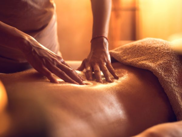 Thai Massage a domicílio – 60 minutos para 1 pessoa com 35% de desconto – Rio de Janeiro