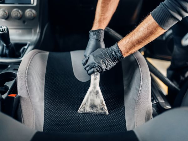 Higienização de Bancos de Carro – 5 lugares com 40% de desconto – Goiânia